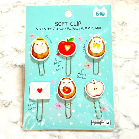 3/$20 🌸 Soft Paper Clip - Picture 1 of 4